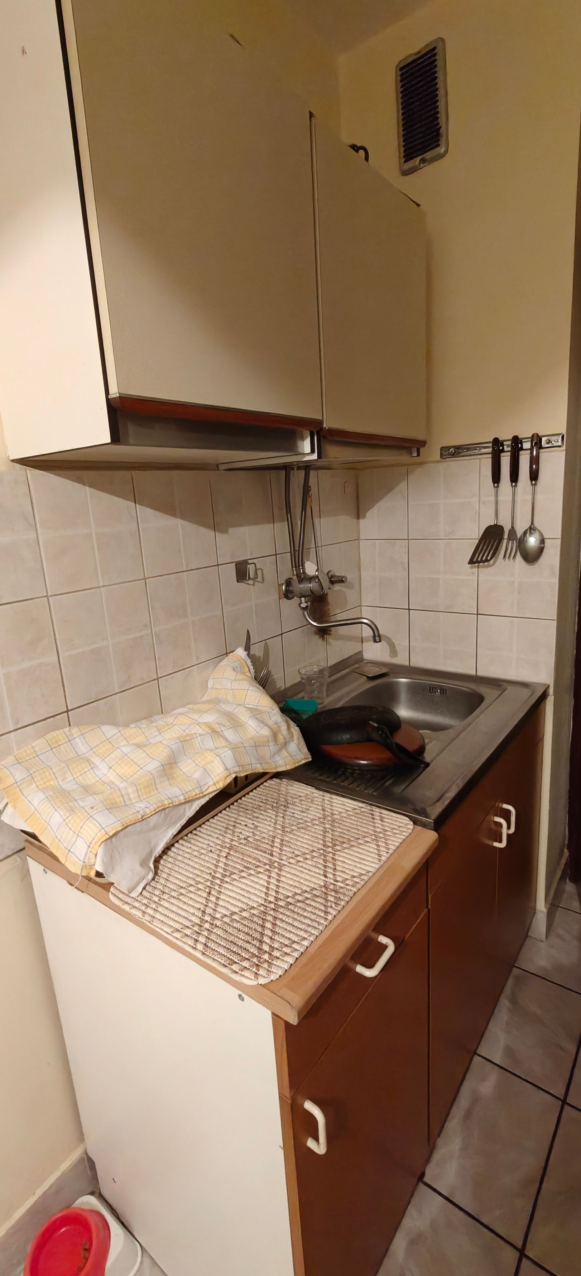 prodajem povoljno rabljeni namještaj - slika 10