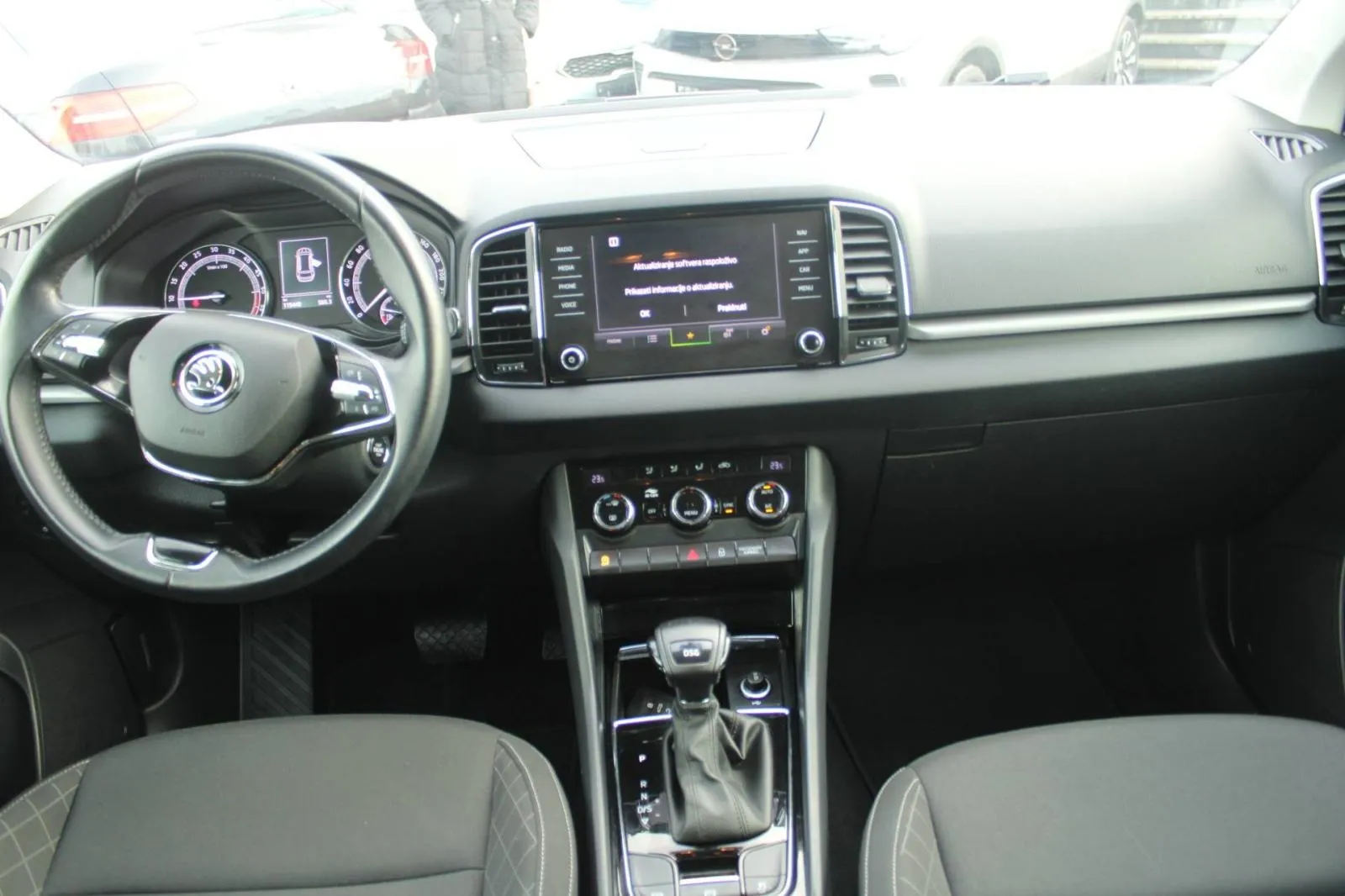 škoda karoq 2.0 tdi dsg *navigacija* - slika 13