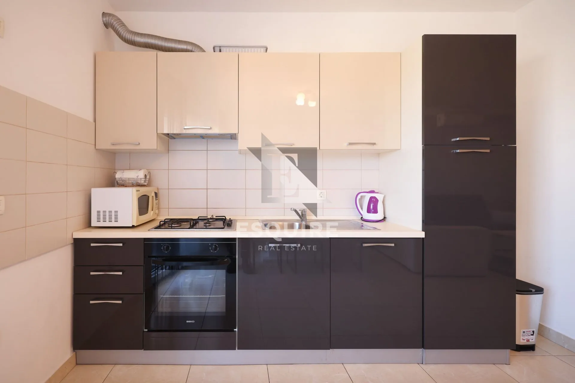 zaton - nin dvoetažni namješten apartman 135,37 m² - 250 m od mora! - slika 9