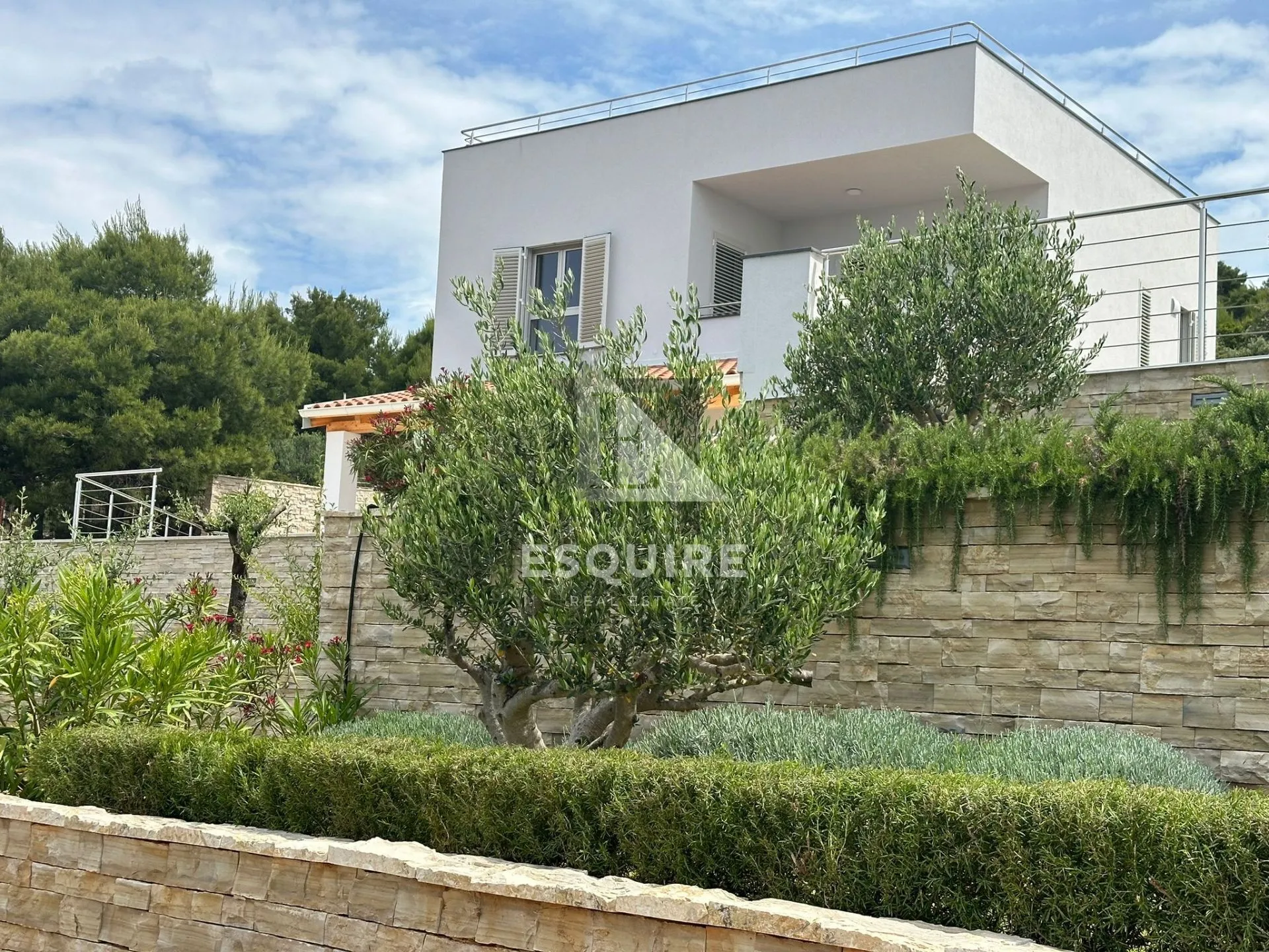 rogoznica - novoizgrađena villa s bazenom i predivni pogledom - slika 2