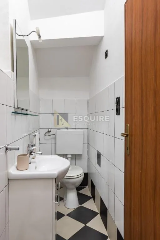 brač - sutivan - kuća sa dvije stambene jedinice i bazenom - 425m2 - slika 29
