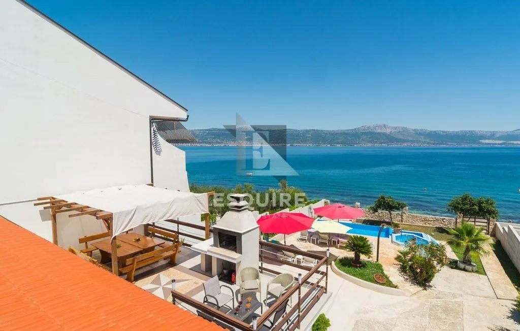čiovo - slatine villa u prvom redu do mora - slika 17