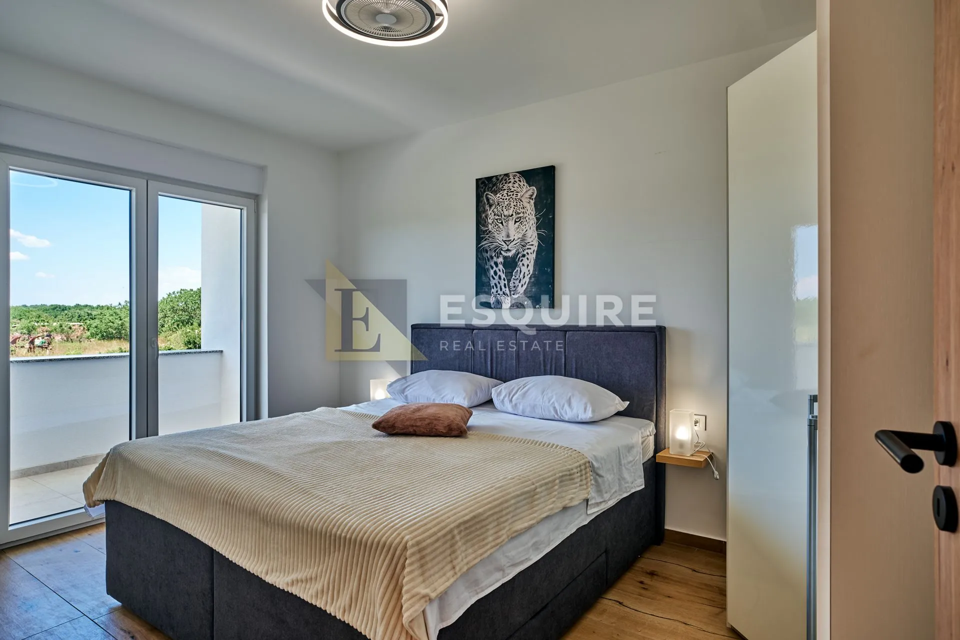 nin - žerava - moderna trosobna vila s bazenom - 188m2 - slika 40
