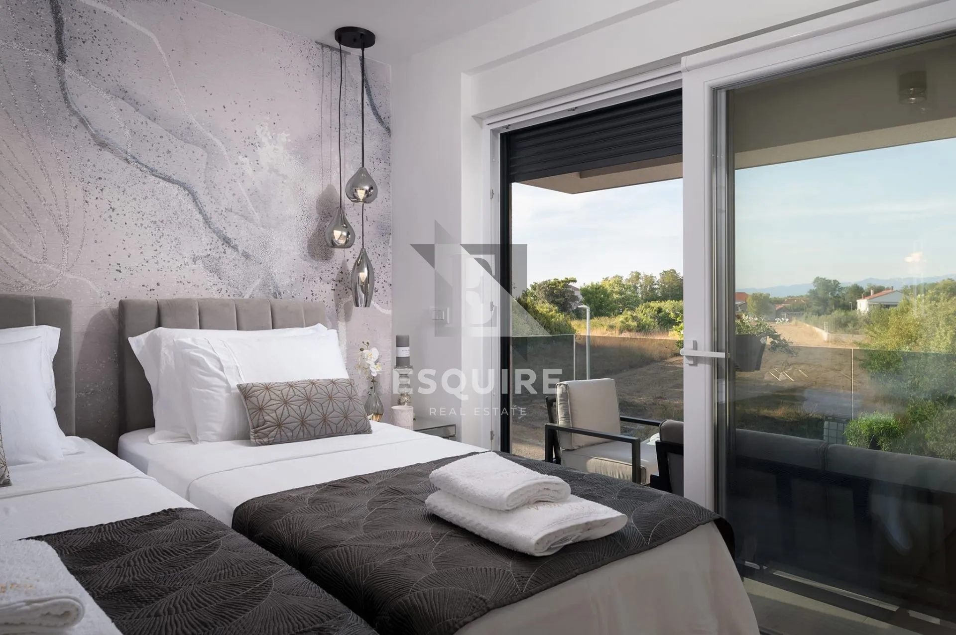 zadar - zaton - predivna moderna vila sa bazenom - slika 50