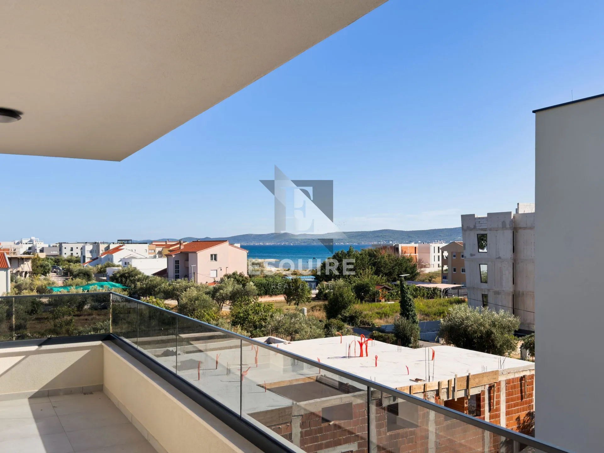 sukošan - dvosoban penthouse s5, izlaz iz stana na krovnu terasu - 92m2! - slika 3