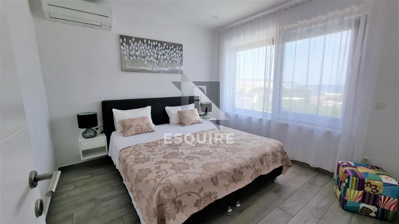 rovanjska - vila katnica s bazenom i velikim vrtom u blizini mora - 270m2 - slika 16