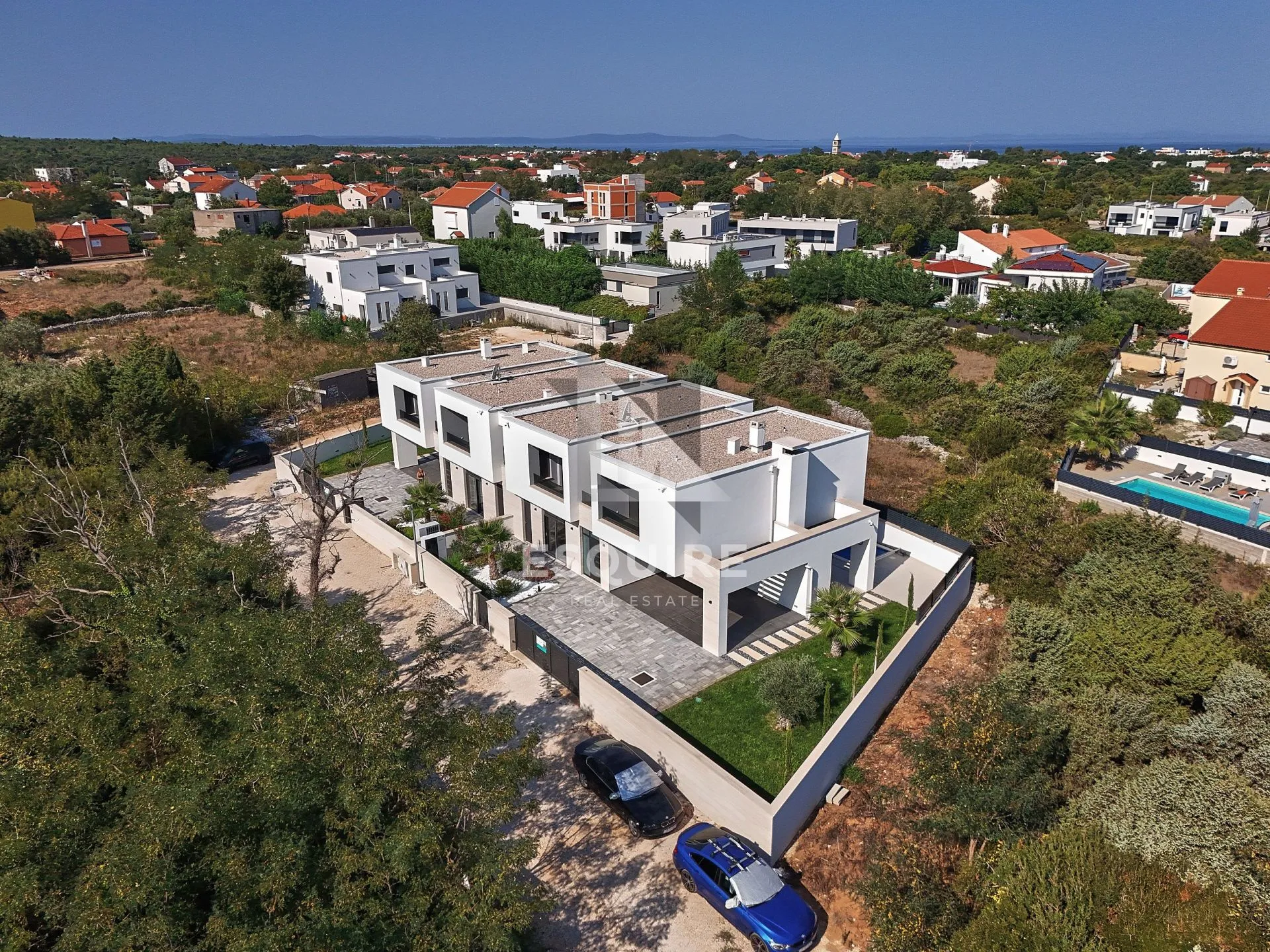nin - zaton - moderna duplex vila s bazenom!! - slika 28