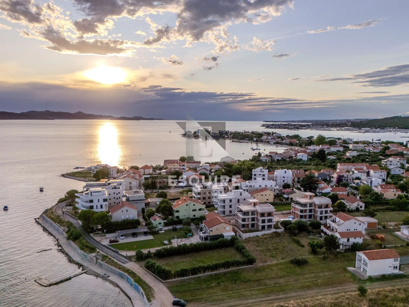 zadar - sukošan trosoban stan s01 u prizemlju s vrtom, 60 m od mora!! - slika 9