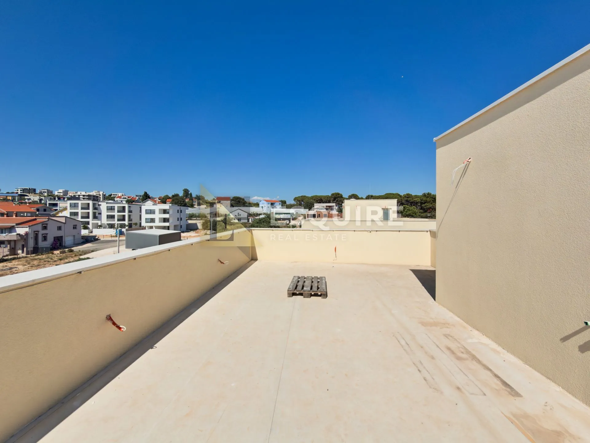 zadar - bili brig dvosoban penthouse s5 na 2. katu - 85m2 - slika 17