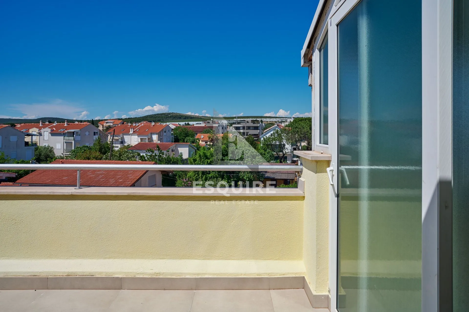 turanj - jednosoban apartman 1. red do mora - 45m2 - slika 19
