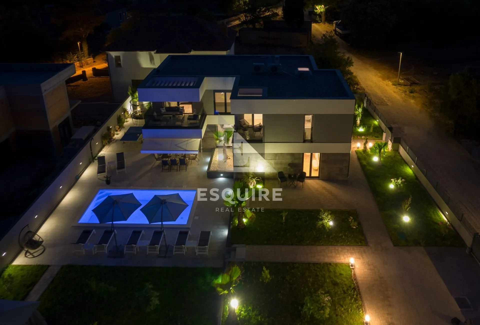 zadar - zaton - predivna moderna vila sa bazenom - slika 8