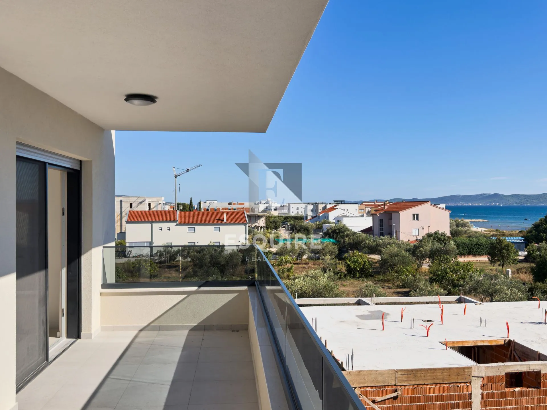 sukošan - dvosoban penthouse s5, izlaz iz stana na krovnu terasu - 92m2! - slika 4