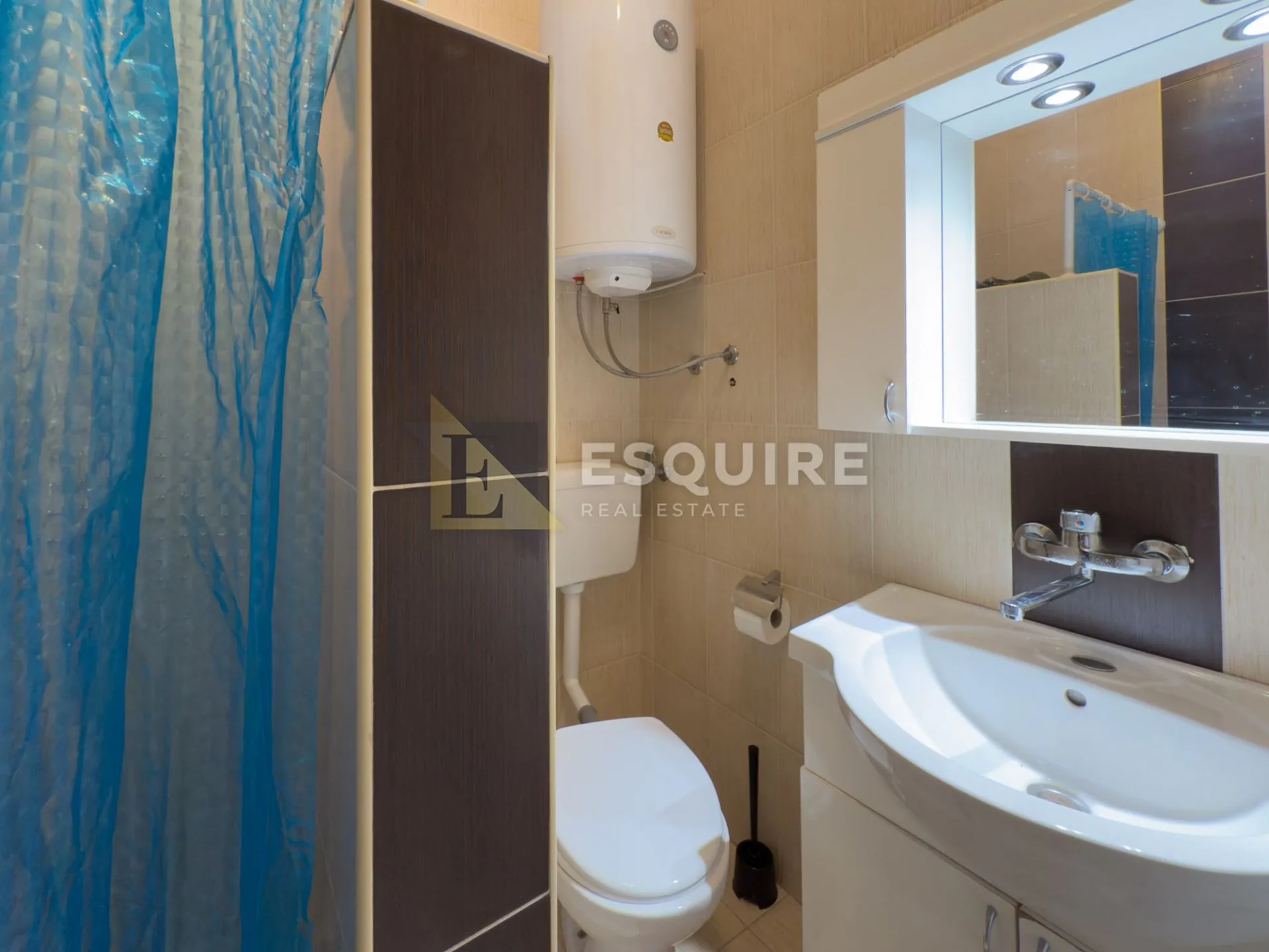 vrsi - samostojeća katnica sa dvije stambene jedinice - 250m2 - slika 24