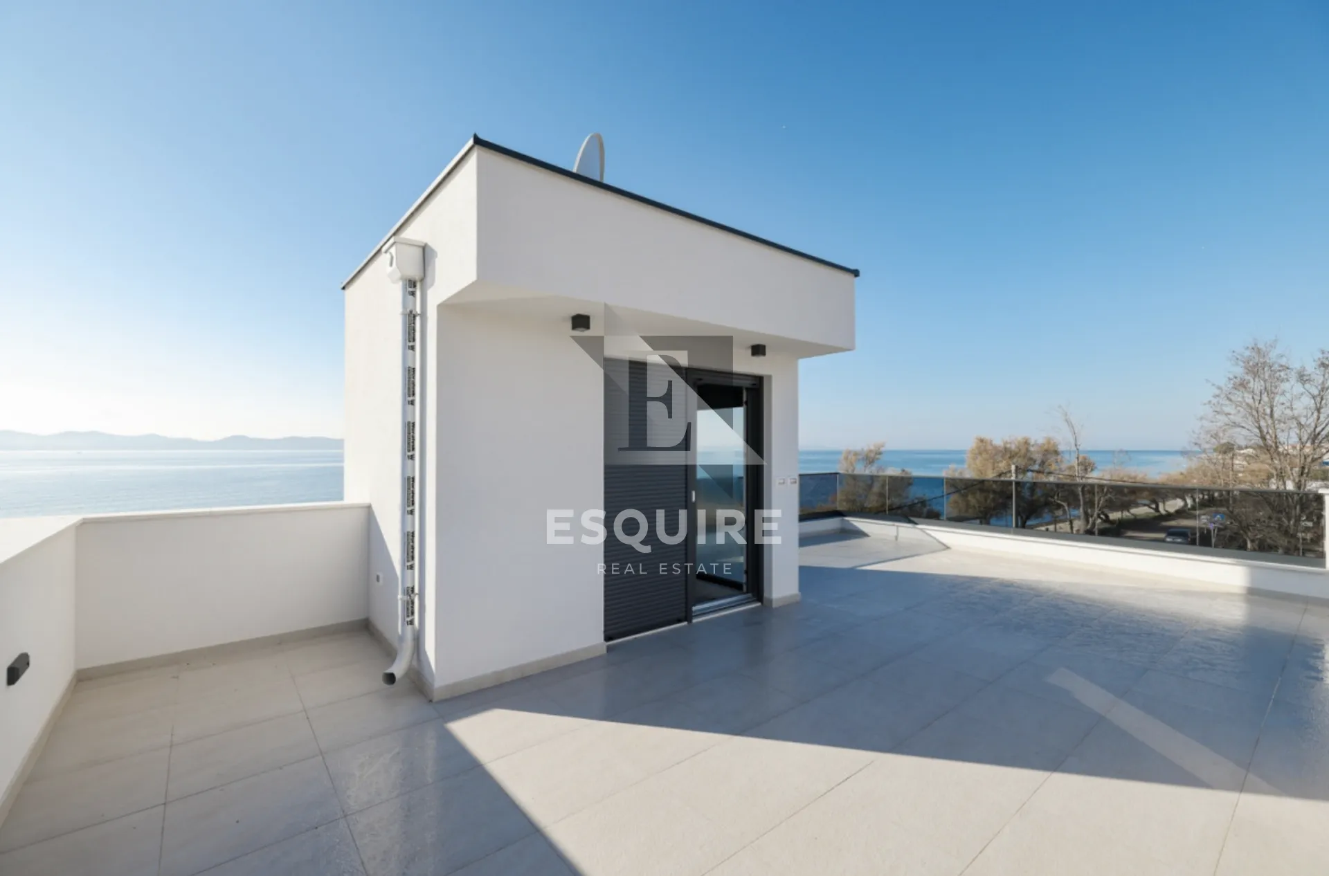 zadar - diklo - četverosobna vila 1. red do mora - 150m2 - slika 36