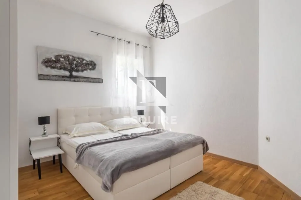 brač - sutivan - kuća sa dvije stambene jedinice i bazenom - 425m2 - slika 6