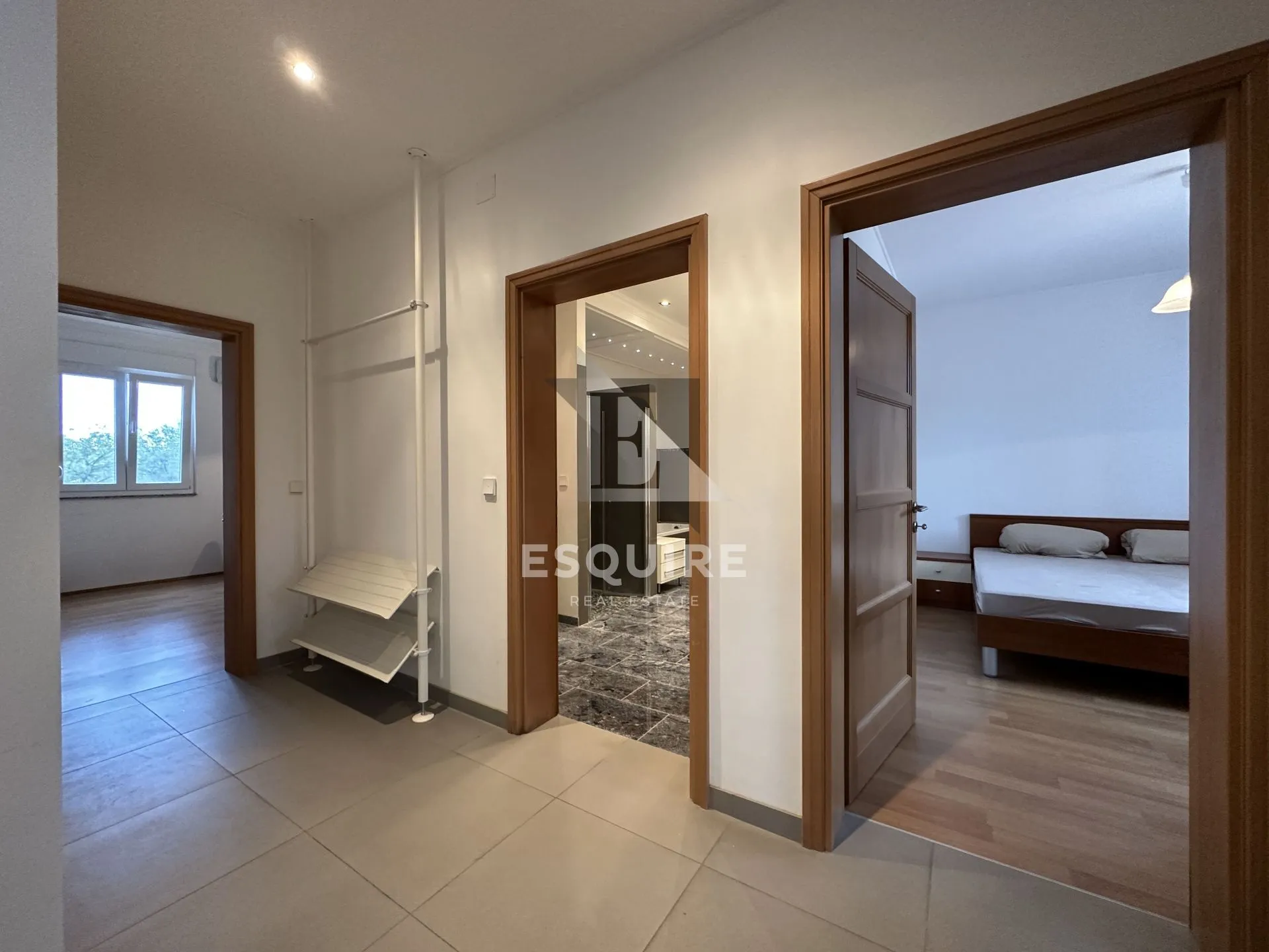 donja jagodnja - apartmanska kuća s bazenom - 540m2 - slika 17