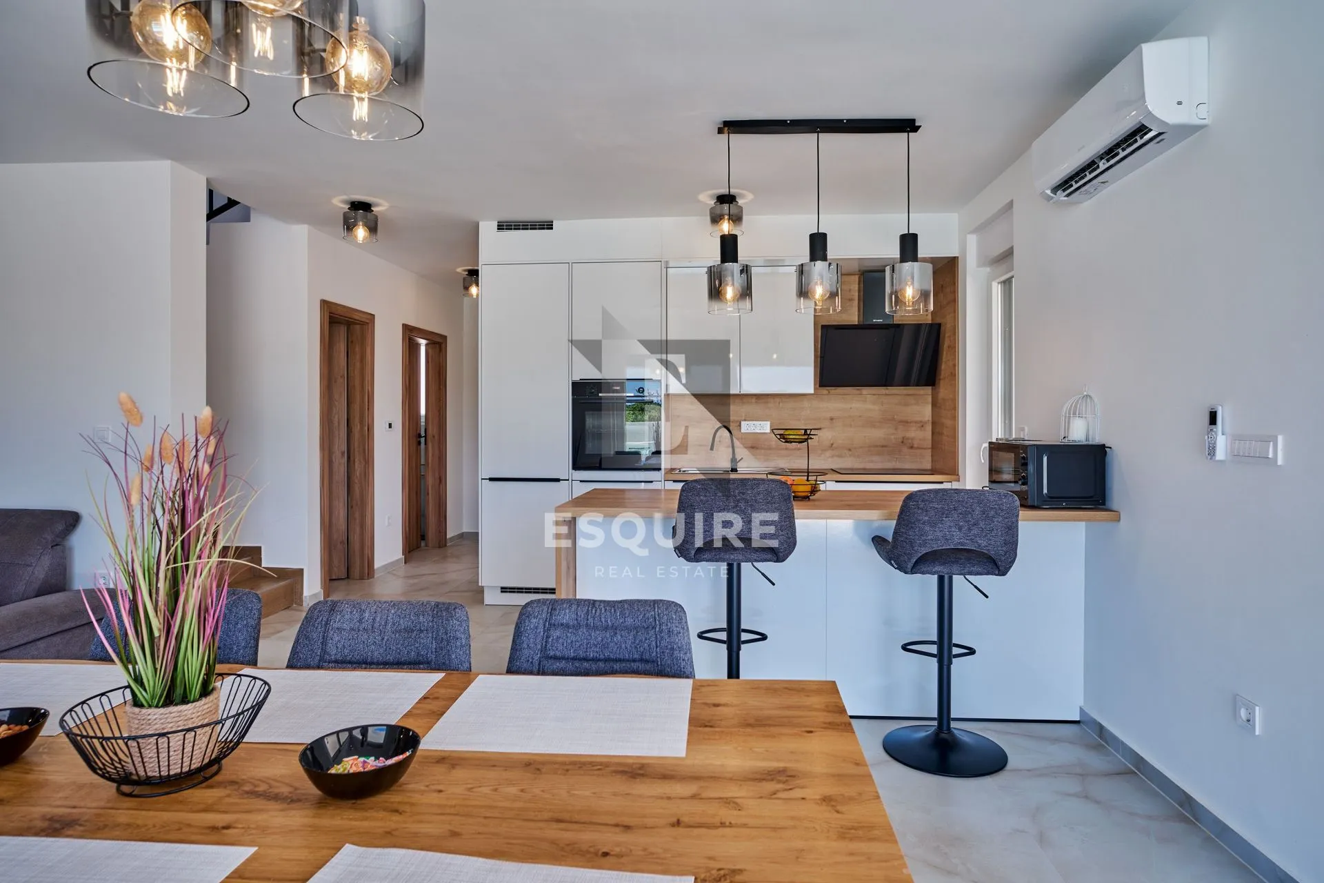 nin - žerava - moderna trosobna vila s bazenom - 188m2 - slika 48