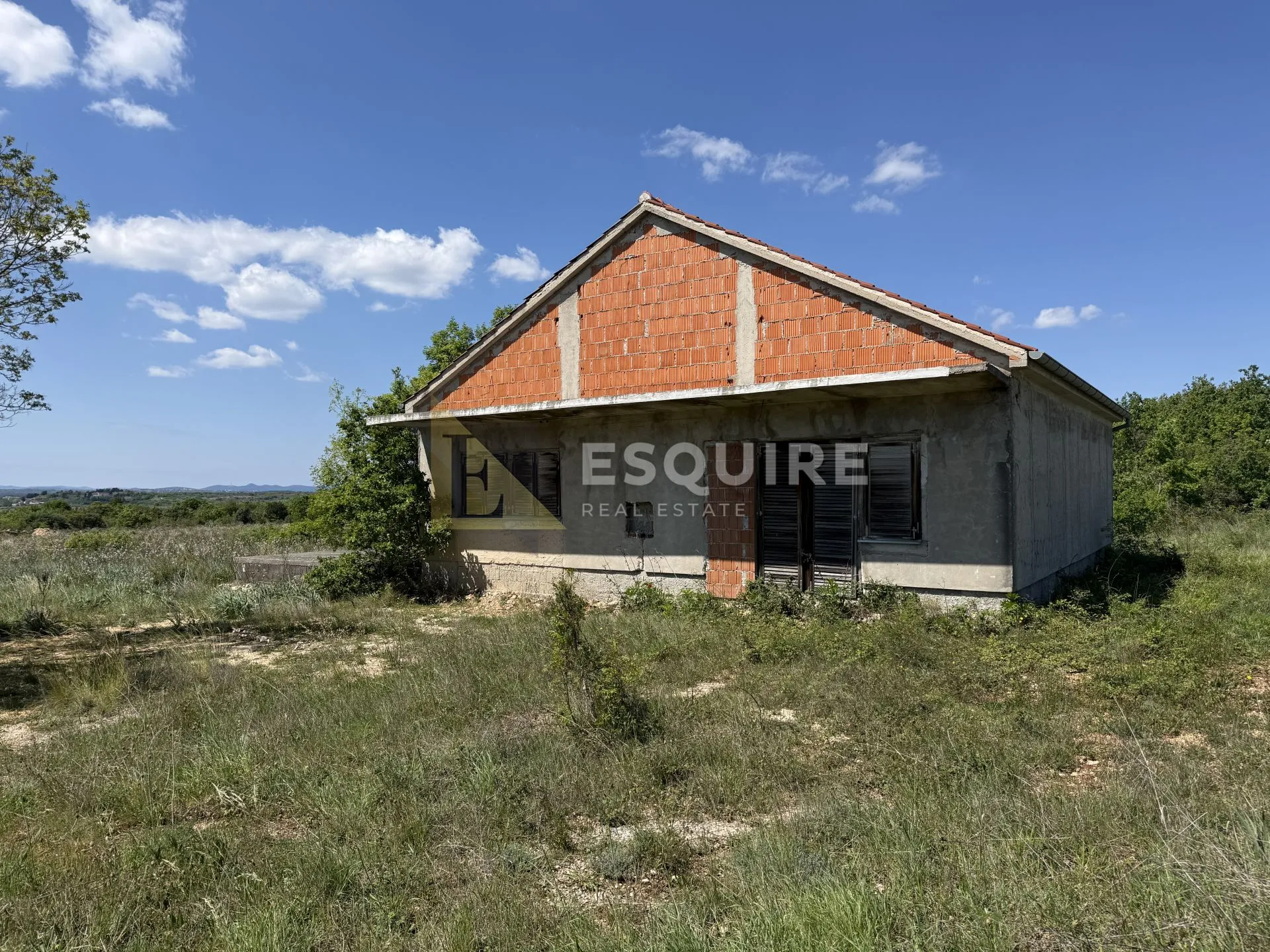 GORNJI ZEMUNIK - prodaje se kuća sa prostranim zemljištem od 4049 m2! - Zemunik Gornji, Zemunik Donji
