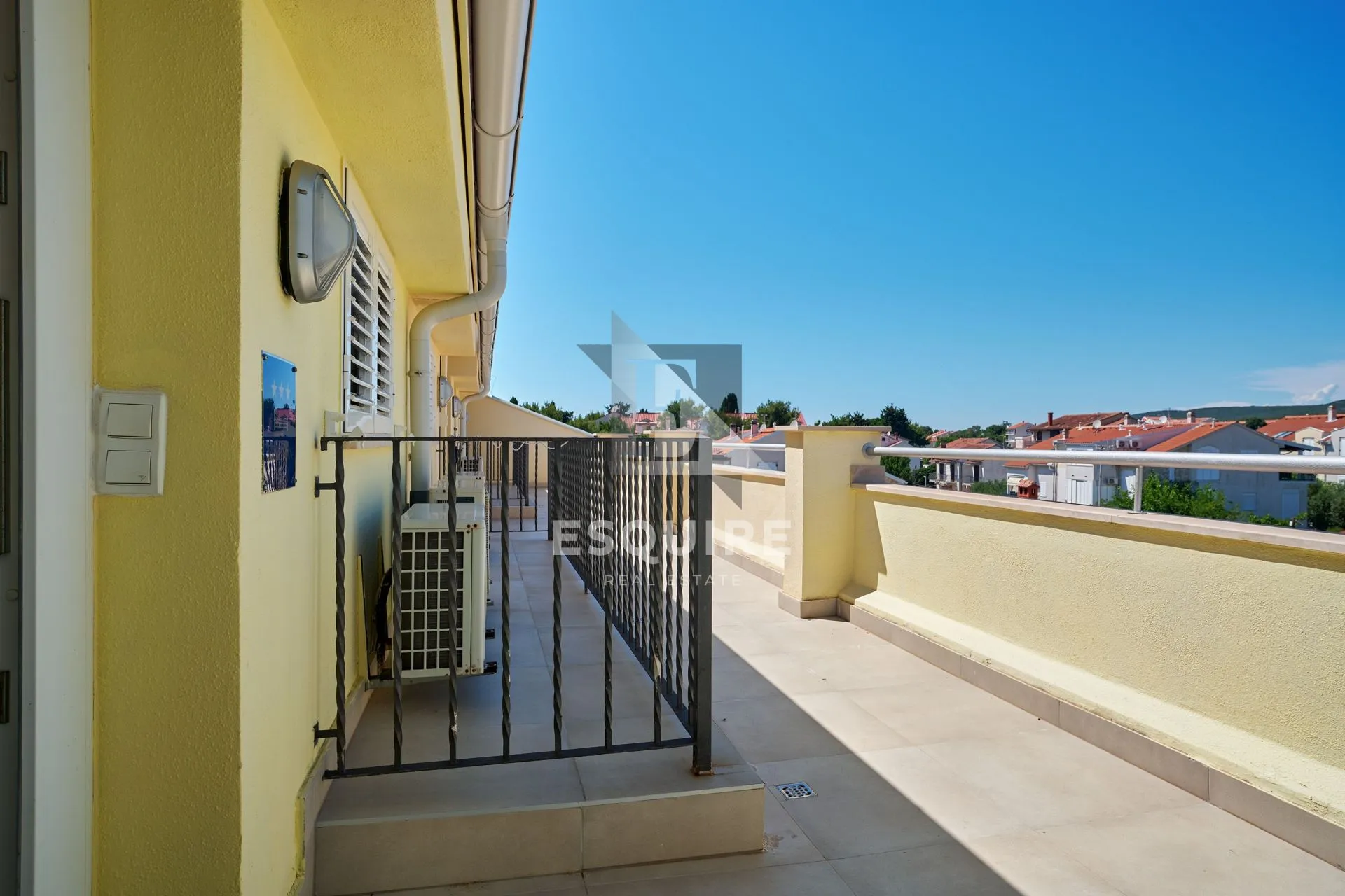turanj - jednosoban apartman 1. red do mora - 45m2 - slika 18