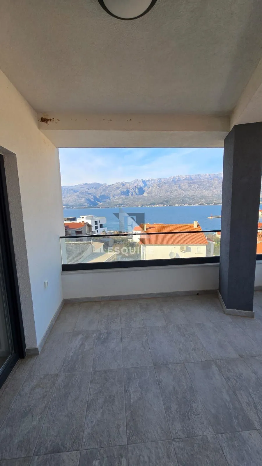 vinjerac - trosoban penthouse s krovnom terasom i panoramskim pogledom na more!! - slika 4