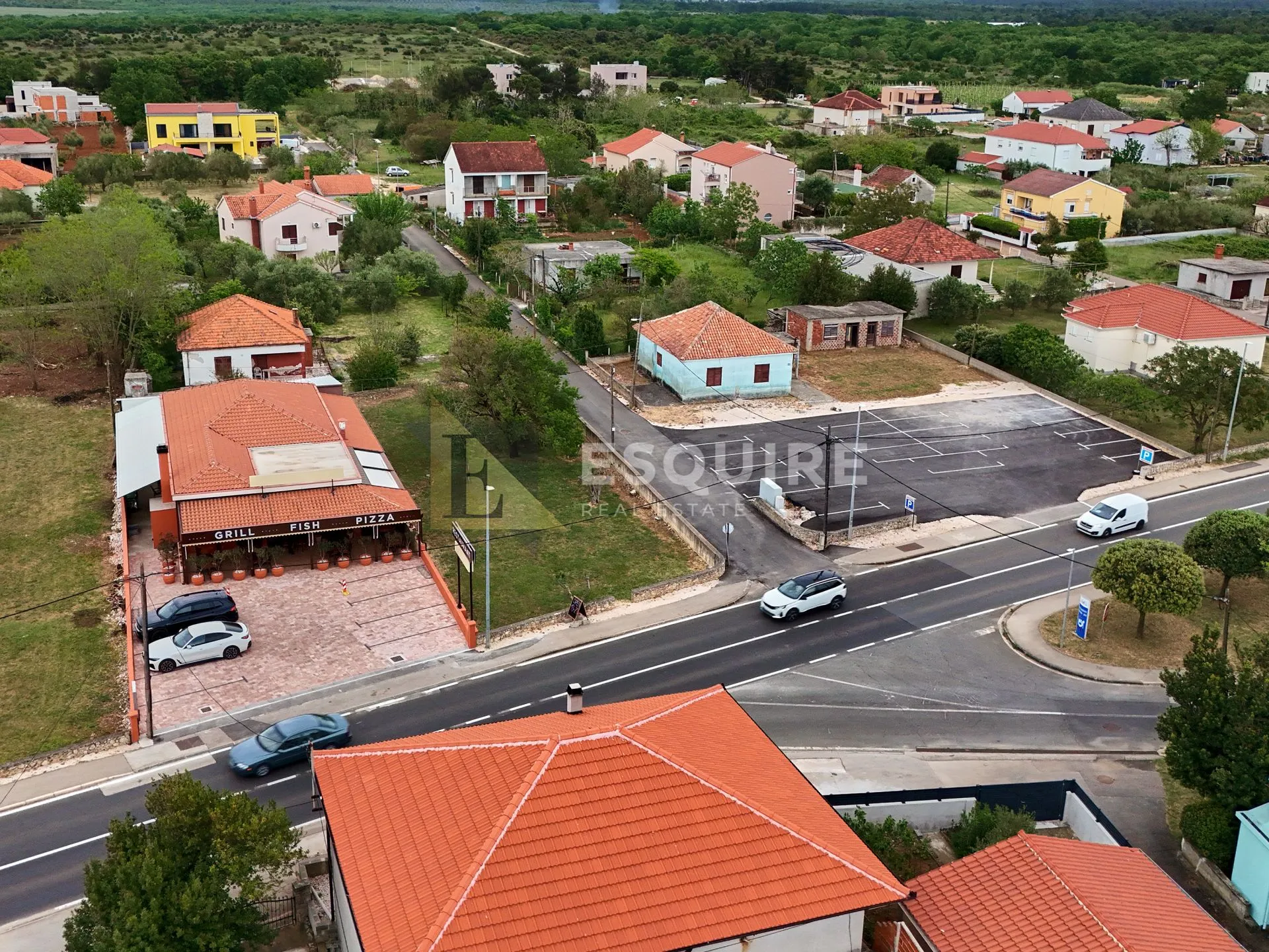 zaton - poslovni prostor / restoran na top lokaciji! - slika 2