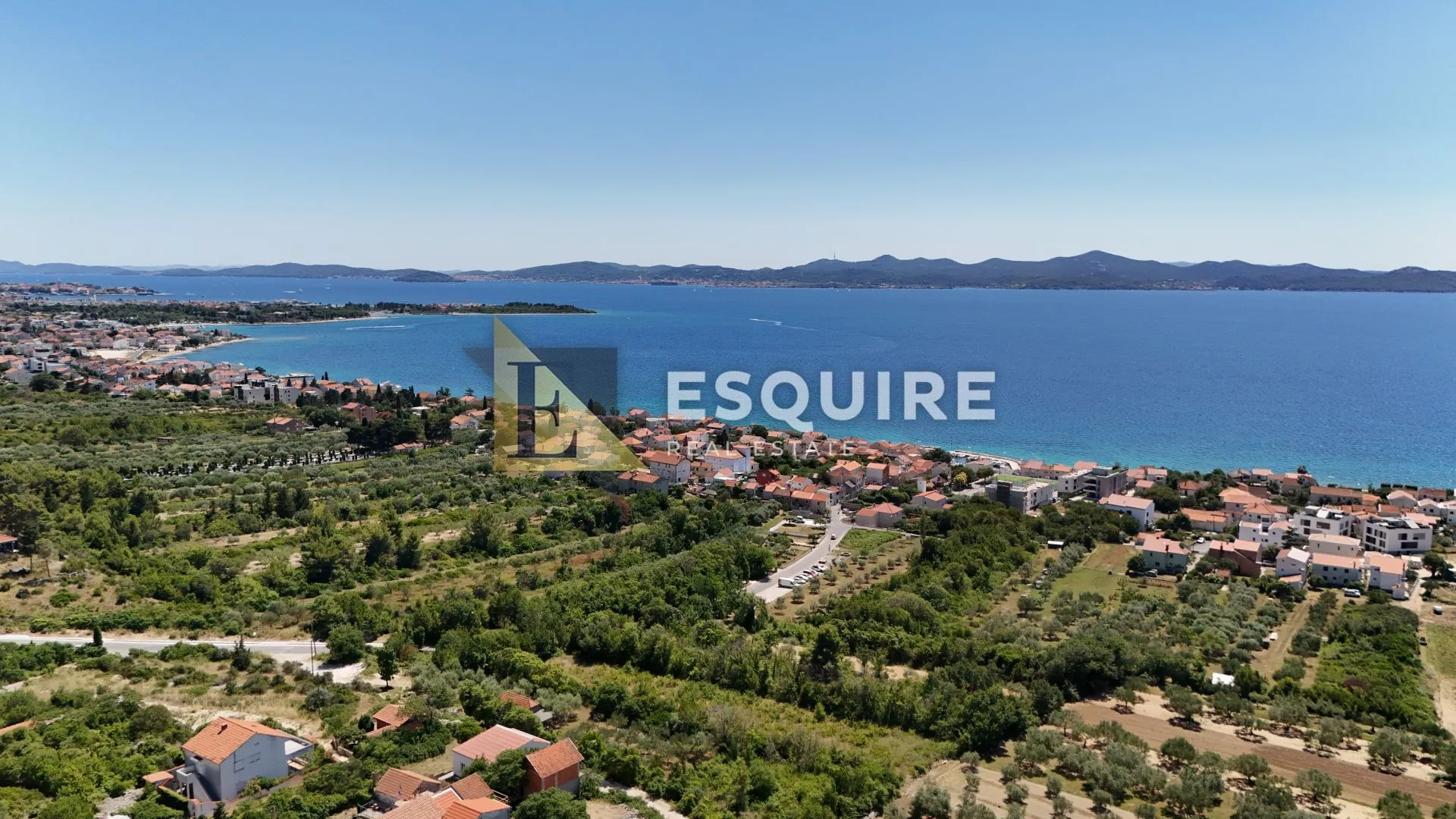 DIKLO - RAMPADA - KSKLUZIVNO - Građevinsko zemljište na atraktivnoj lokaciji - 900m2 - Diklo, Zadar