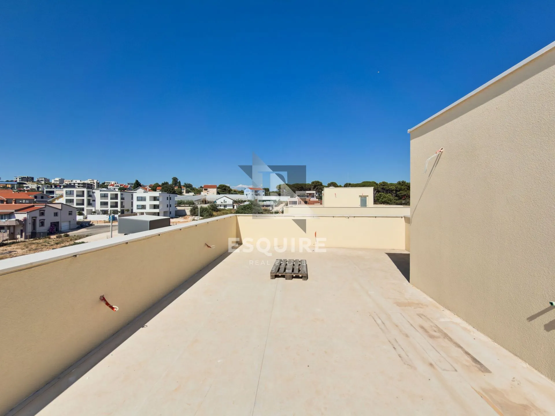 zadar - bili brig dvosoban penthouse s5 na 2. katu - 85m2 - slika 17