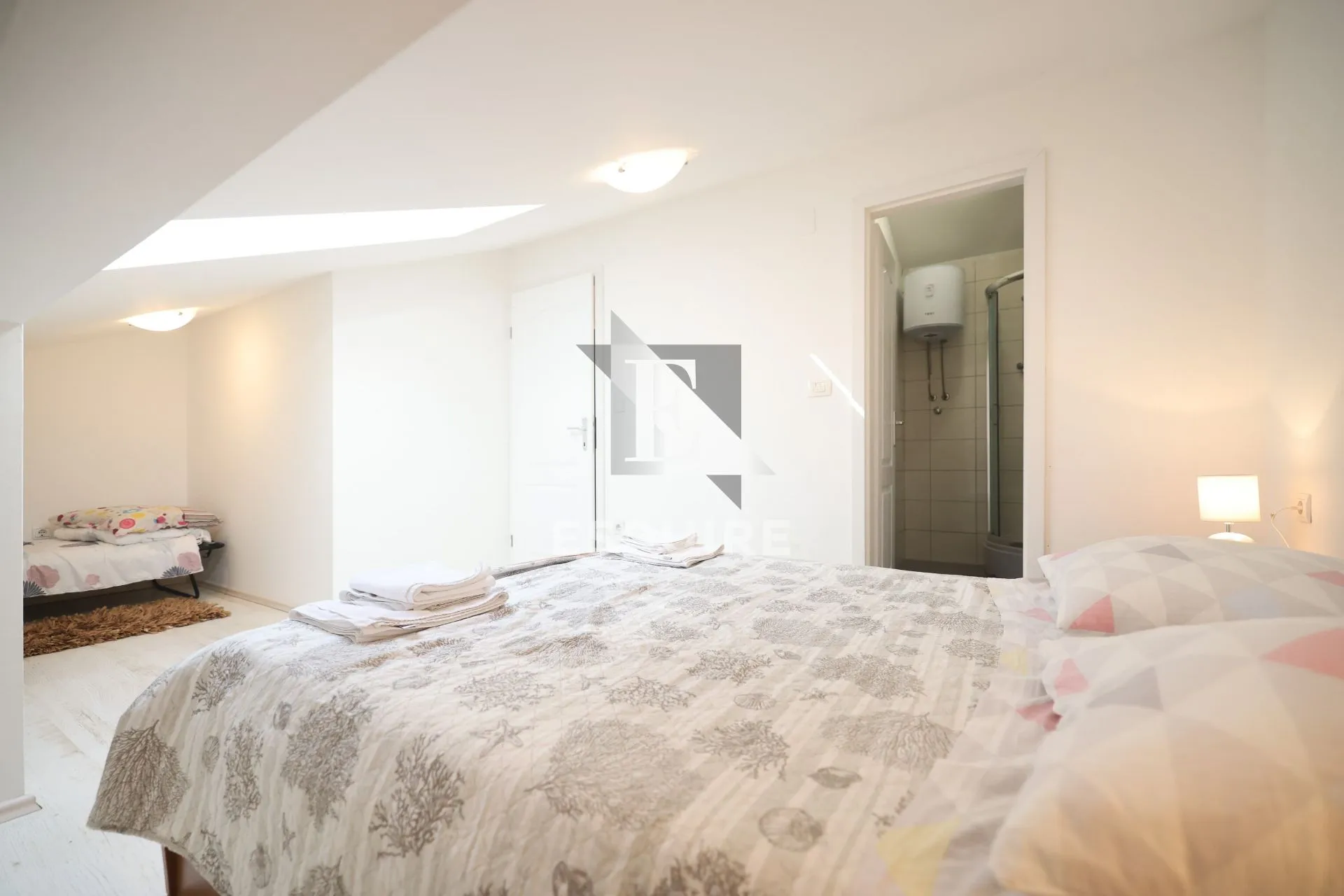 zaton - nin dvoetažni namješten apartman 135,37 m² - 250 m od mora! - slika 40