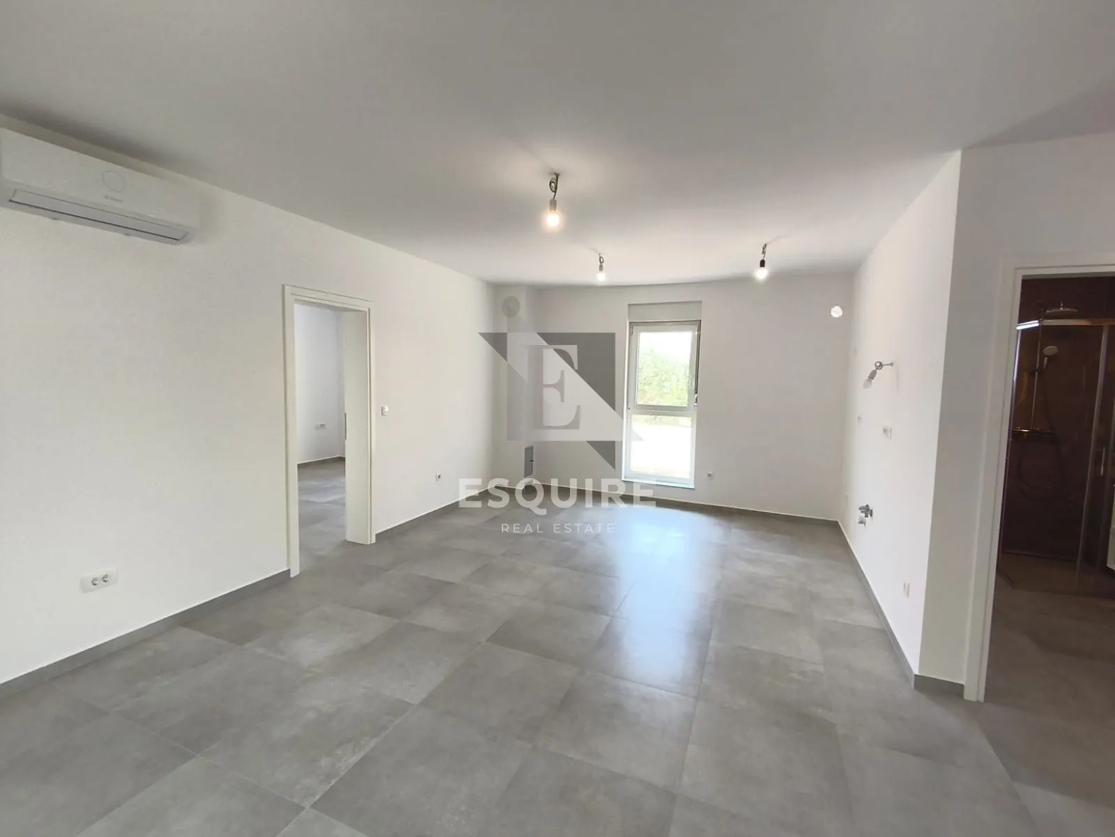 sukošan - trosoban stan u prizemlju s2 samo 60m od mora - 91m2 - slika 33