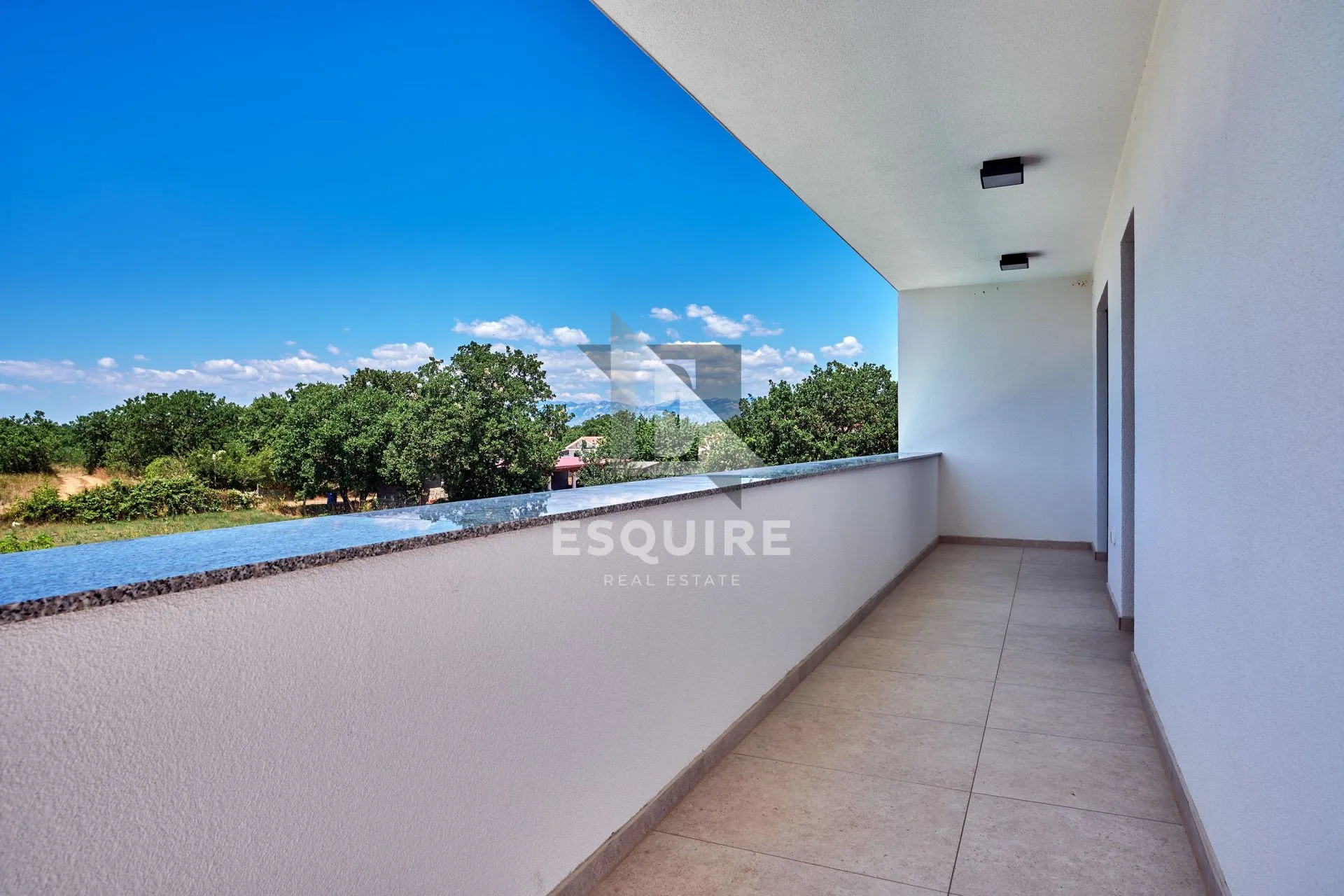 nin - žerava - moderna trosobna vila s bazenom - 188m2 - slika 31