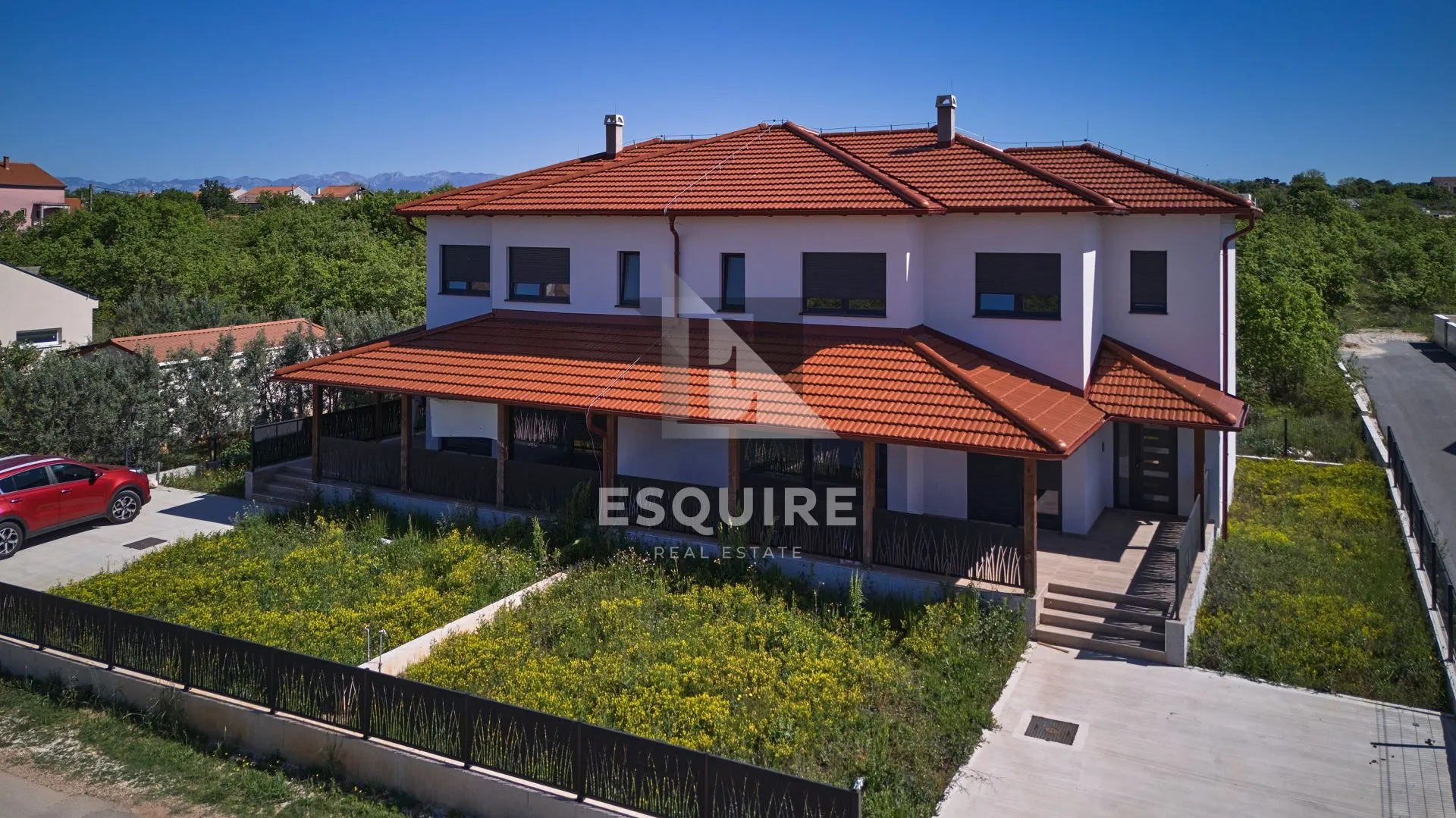 murvica - dvojna kuća, 5 soba, garaža - 241m2 - slika 1