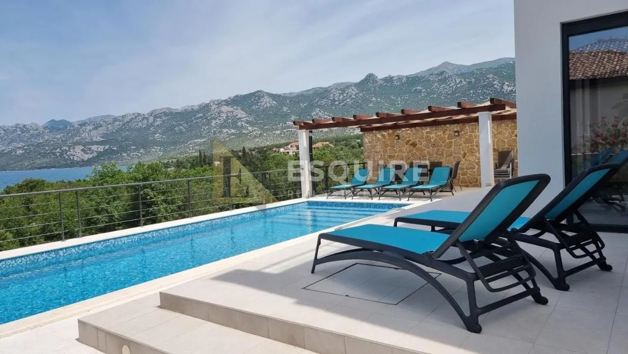 rovanjska - vila katnica s bazenom i velikim vrtom u blizini mora - 270m2 - slika 19