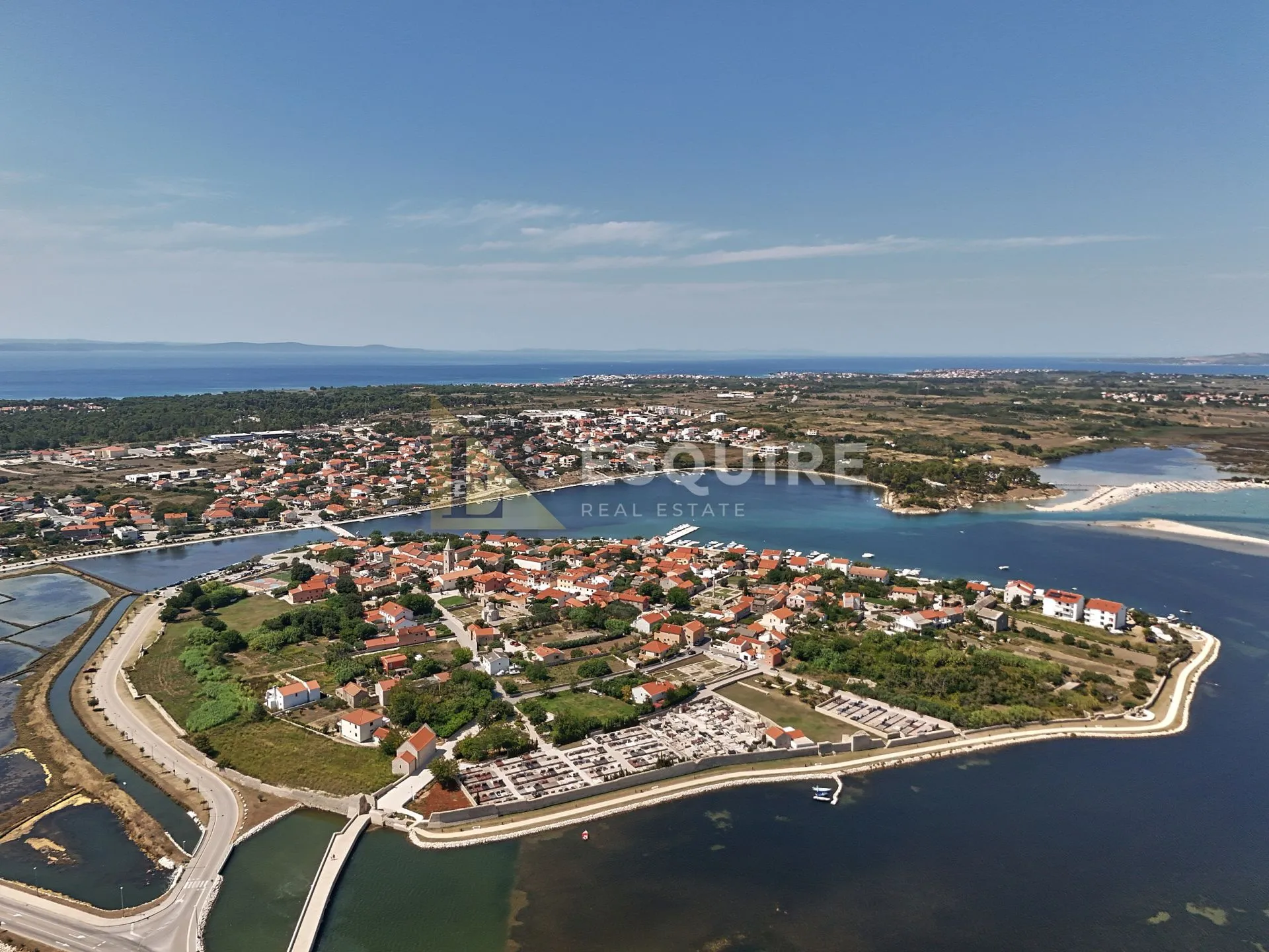nin – moderna kuća u nizu oznake s3 s bazenom, 150 m od mora!! - slika 11