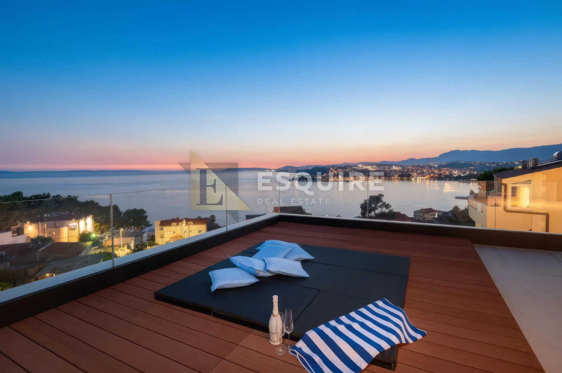 split - ekskluzivna vila s pogledom na more - slika 45
