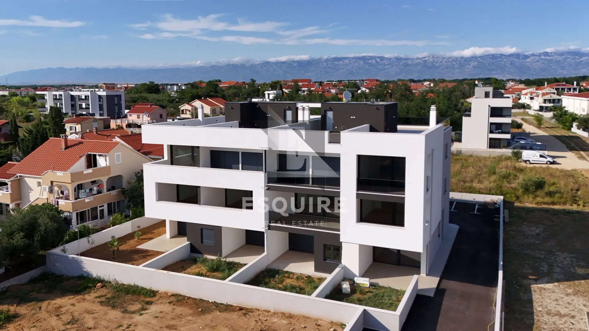 privlaka - trosoban stan s5 na 1. katu, useljivo - 106m2 - slika 9