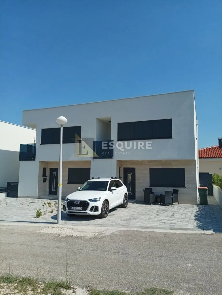vir - dvojna kuća 90m od mora, novogradnja - 118m2 - slika 15
