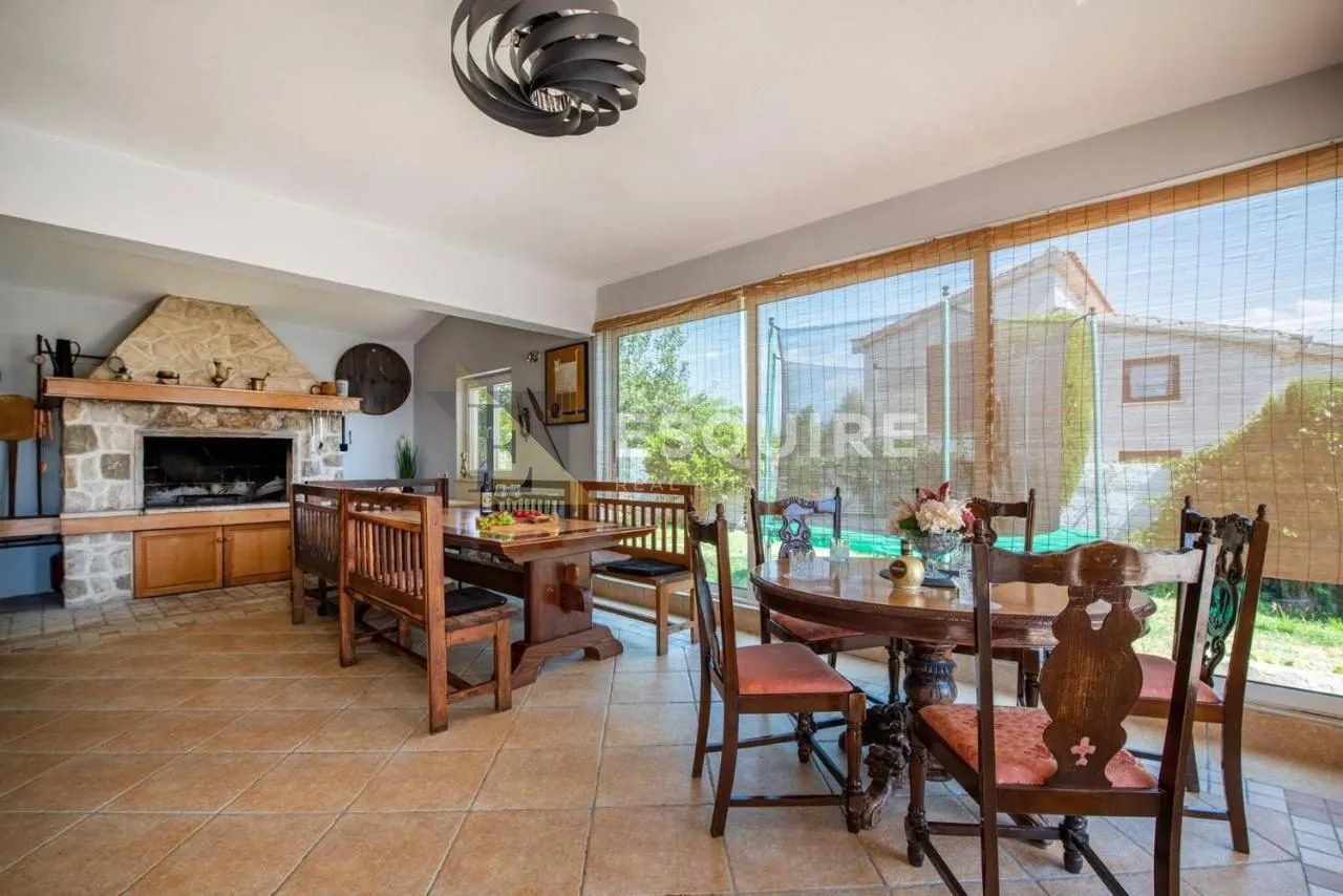 zadar - kuća sa bazenom i pogledom na terenu od 1200m2 - slika 28