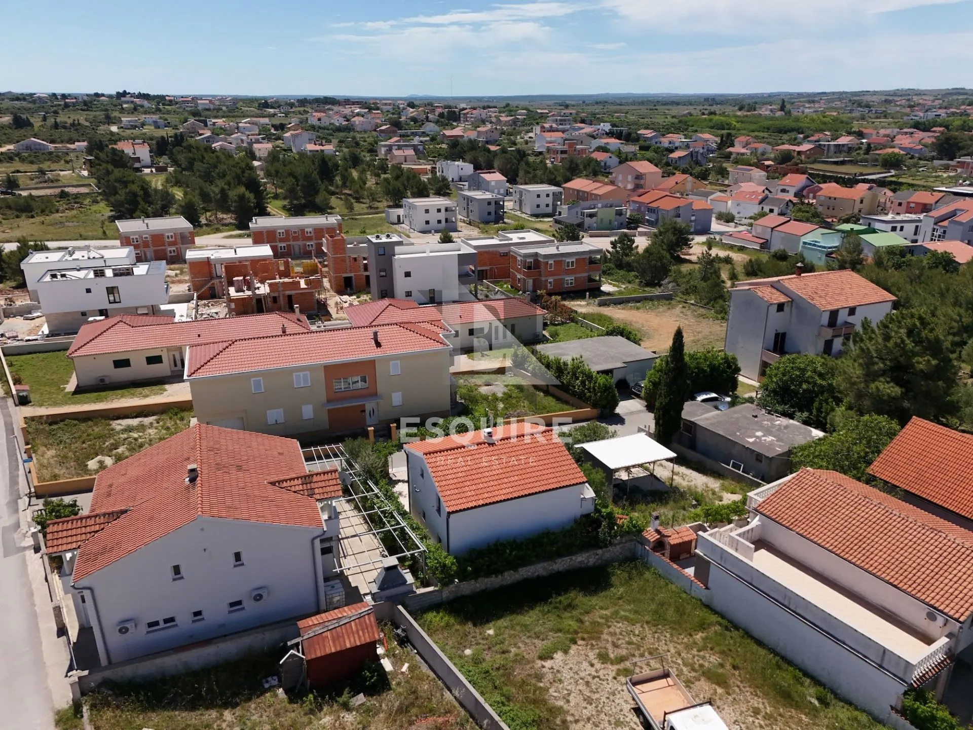 vrsi - samostojeća katnica sa dvije stambene jedinice - 250m2 - slika 38