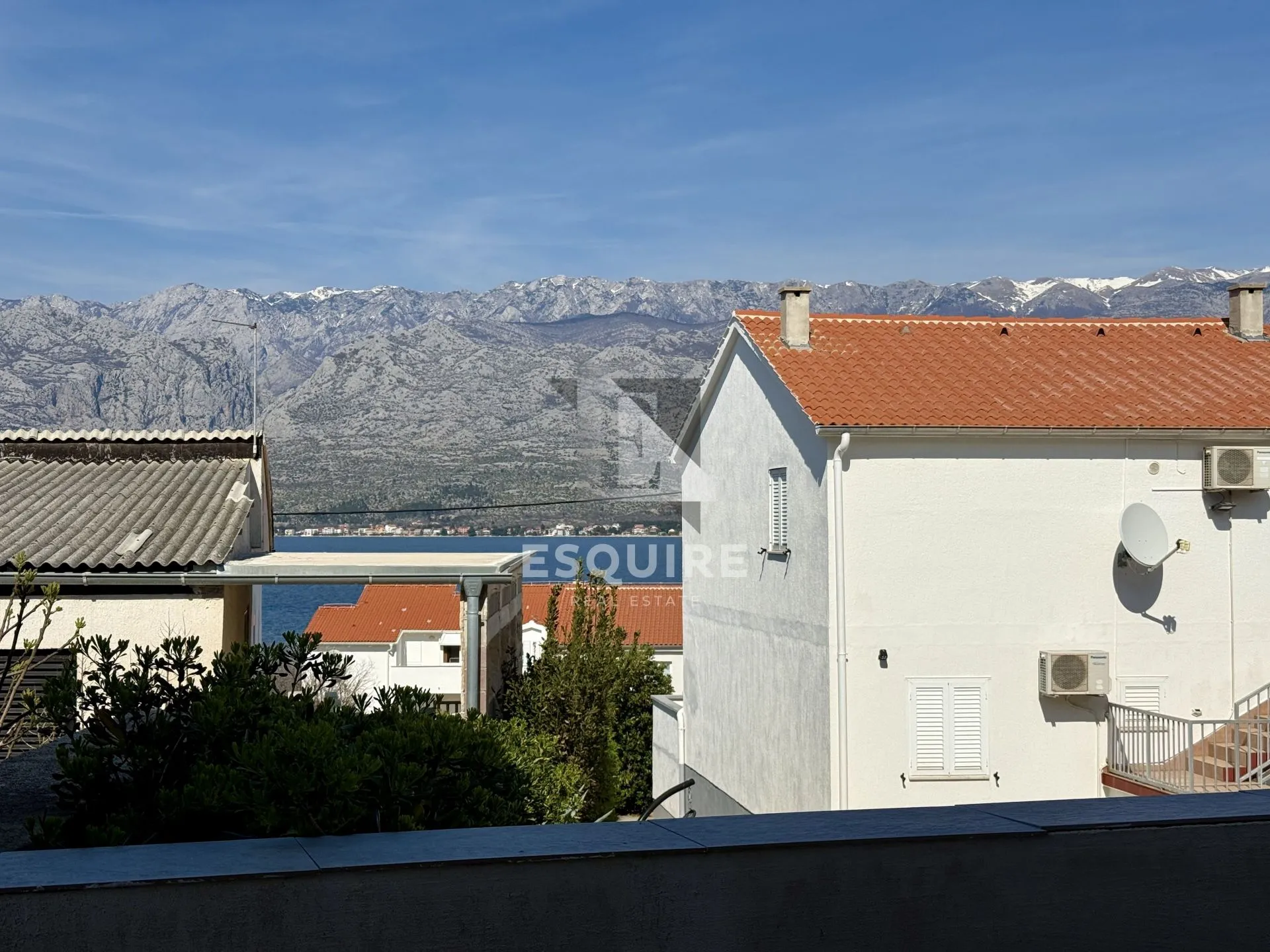 vinjerac – prostrani namješten dvosobni apartman s vrtom!! - slika 3