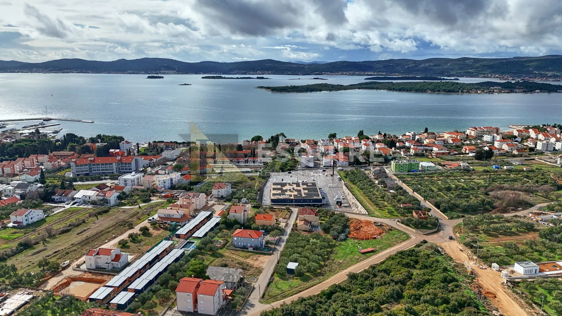 sv. filip i jakov - građevinsko zemljište - 1000m2 - slika 3