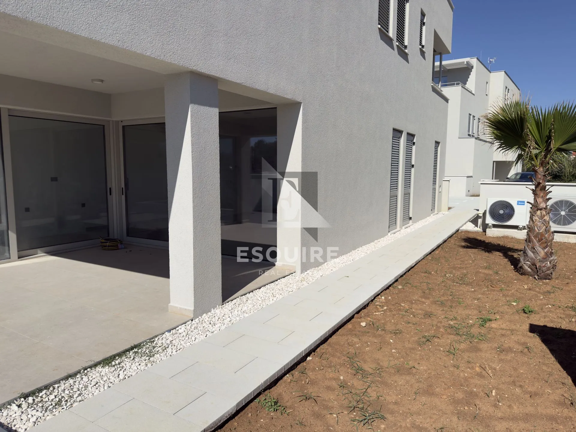 privlaka - predivna luksuzna duplex vila s bezenom!! - slika 11
