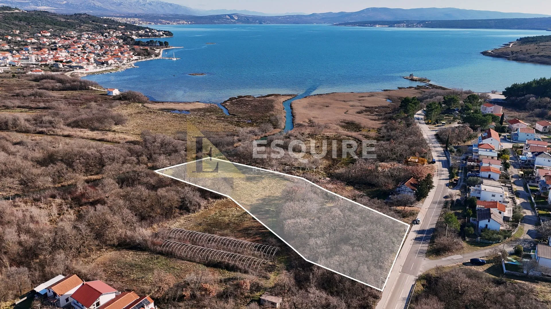 posedarje - građevinsko zemljište 3700m2 + livada - ukupno 6500m2 - slika 2
