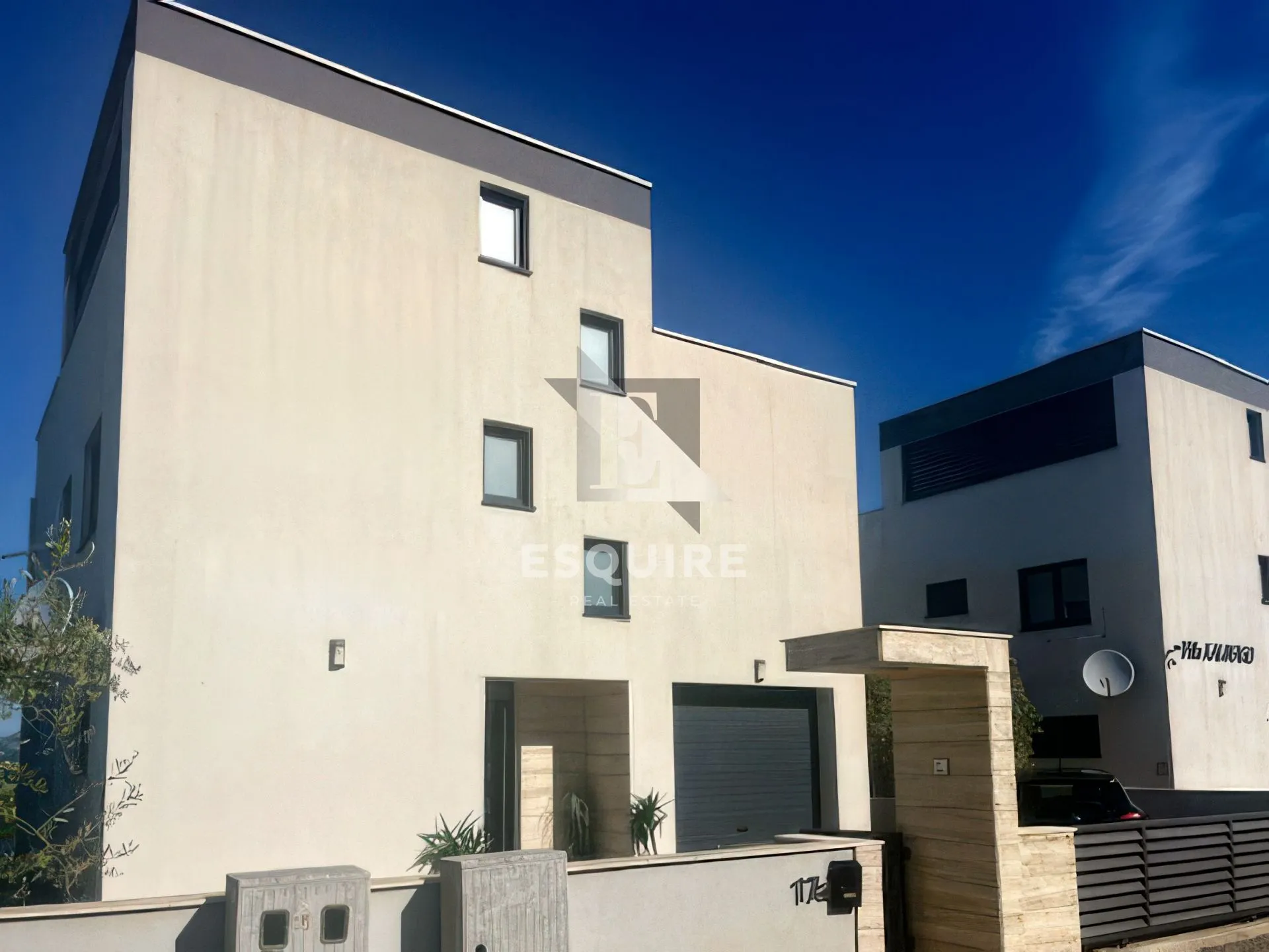 rovanjska - vila katnica s bazenom i velikim vrtom u blizini mora - 270m2 - slika 56