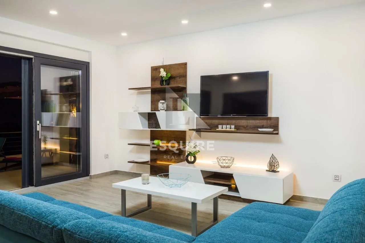 rovanjska - vila katnica s bazenom i velikim vrtom u blizini mora - 270m2 - slika 43