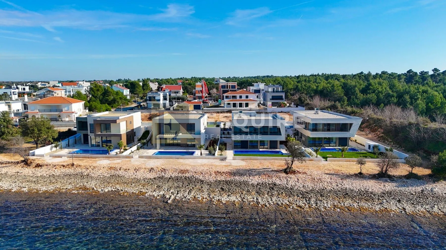 zaton - luksuzna četverosobna vila 1. red do mora - 240m2 - slika 12