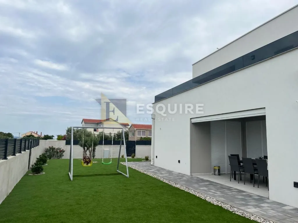 vrsi - moderna vila od 170 m2 s bazenom!! - slika 9