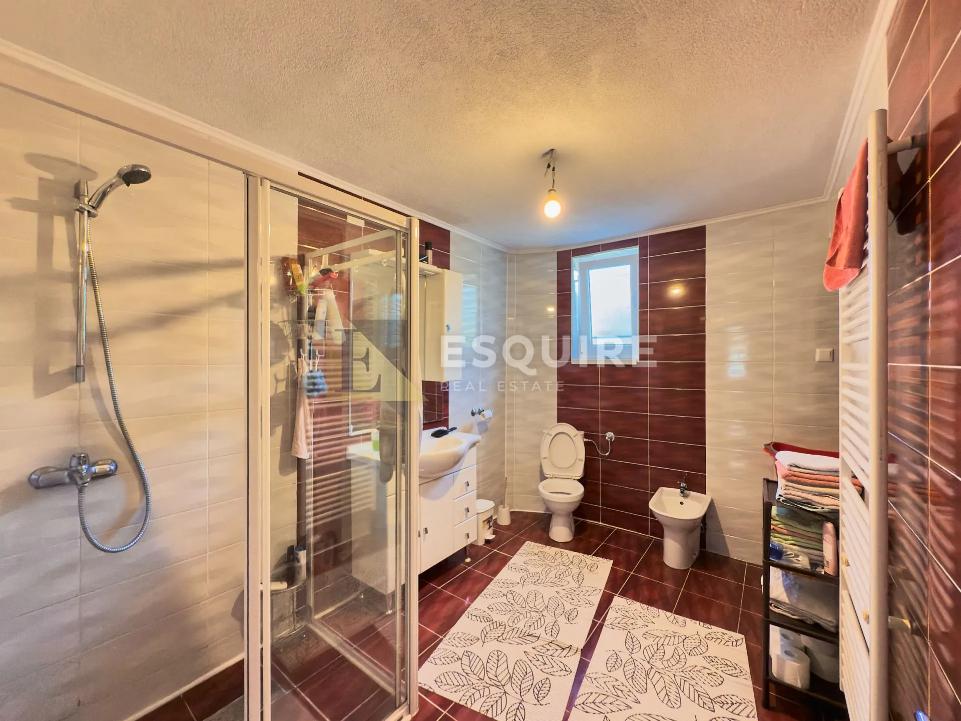 zemunik donji - samostojeća katnica s velikim dvorištem - 260m2 - slika 7