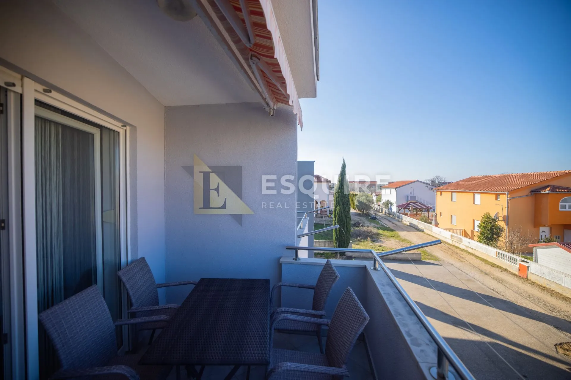 ZATON - NIN Dvoetažni namješten apartman 135,37 m² - 250 m od mora! - Zaton, Nin