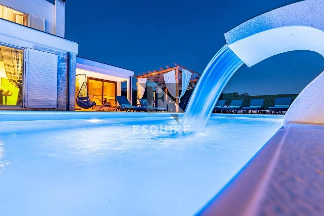 zadar - kuća sa bazenom i pogledom na terenu od 1200m2 - slika 20