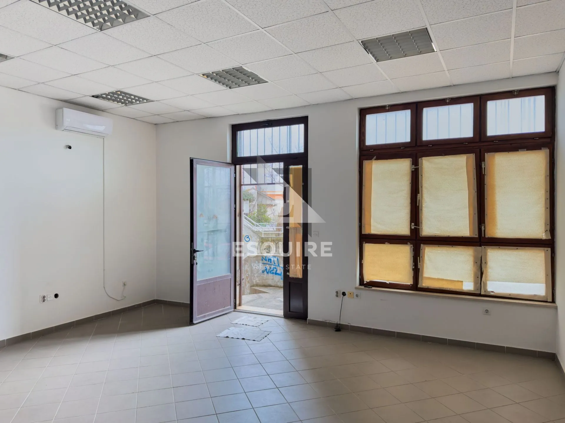 bili brig - poslovni prostor 48m2 - slika 6